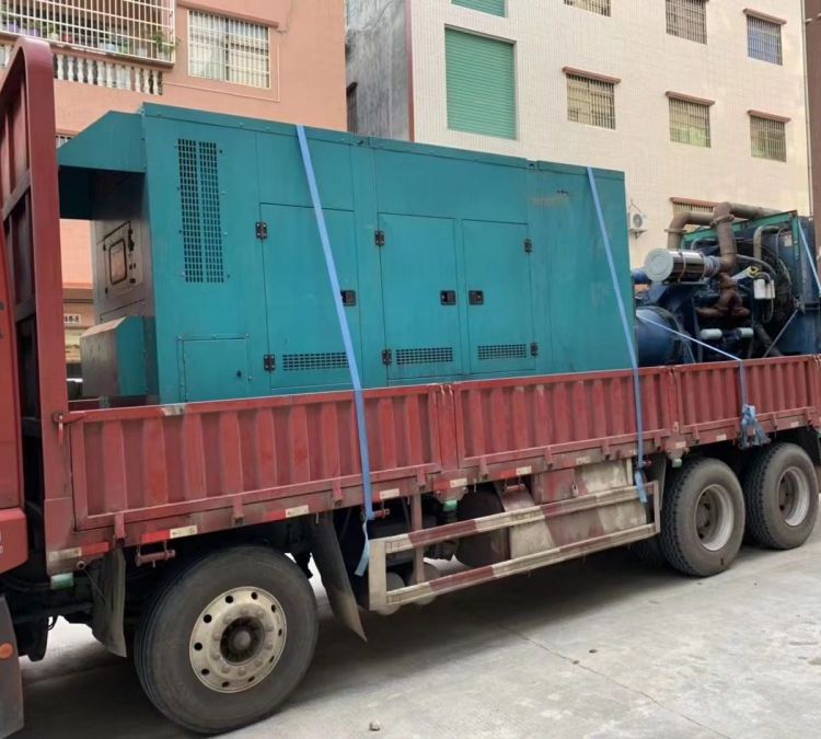 德格如何在不同负载率下确保 400KW 柴油发电机组的正常运行？